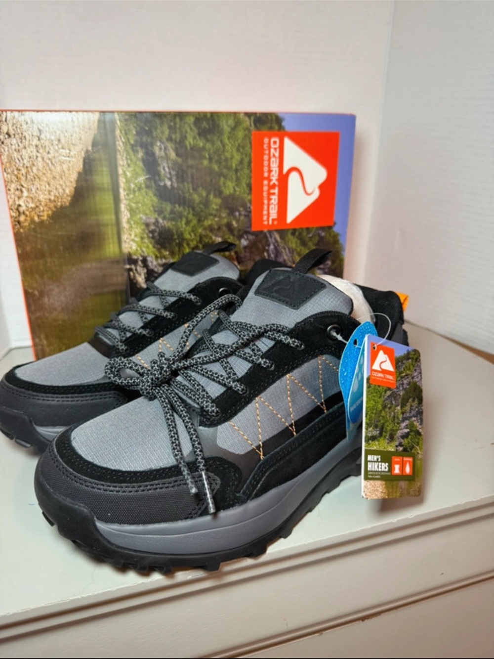 NEW! Ozark Trail Men's Waterproof Hiking Shoes Size 7